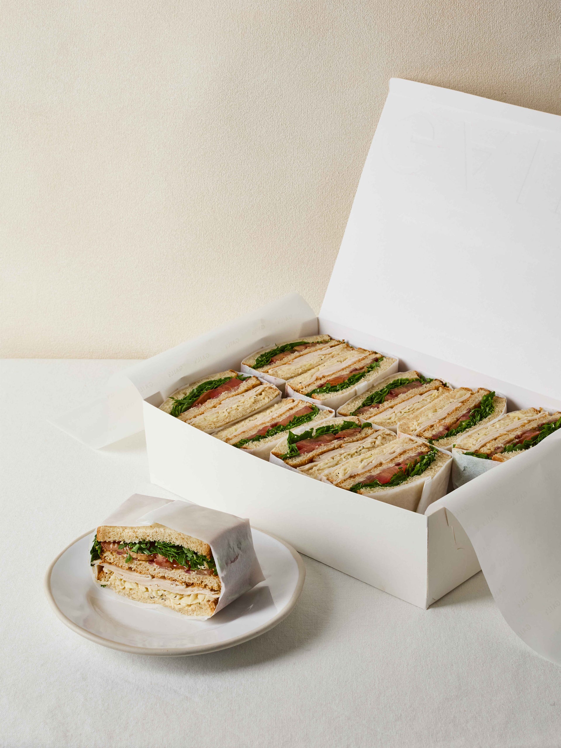 sandwich gap COLLECTIONS まとめ　その3 10 Smoked Chicken Caesar Club Sandwich Halves – GAIL's