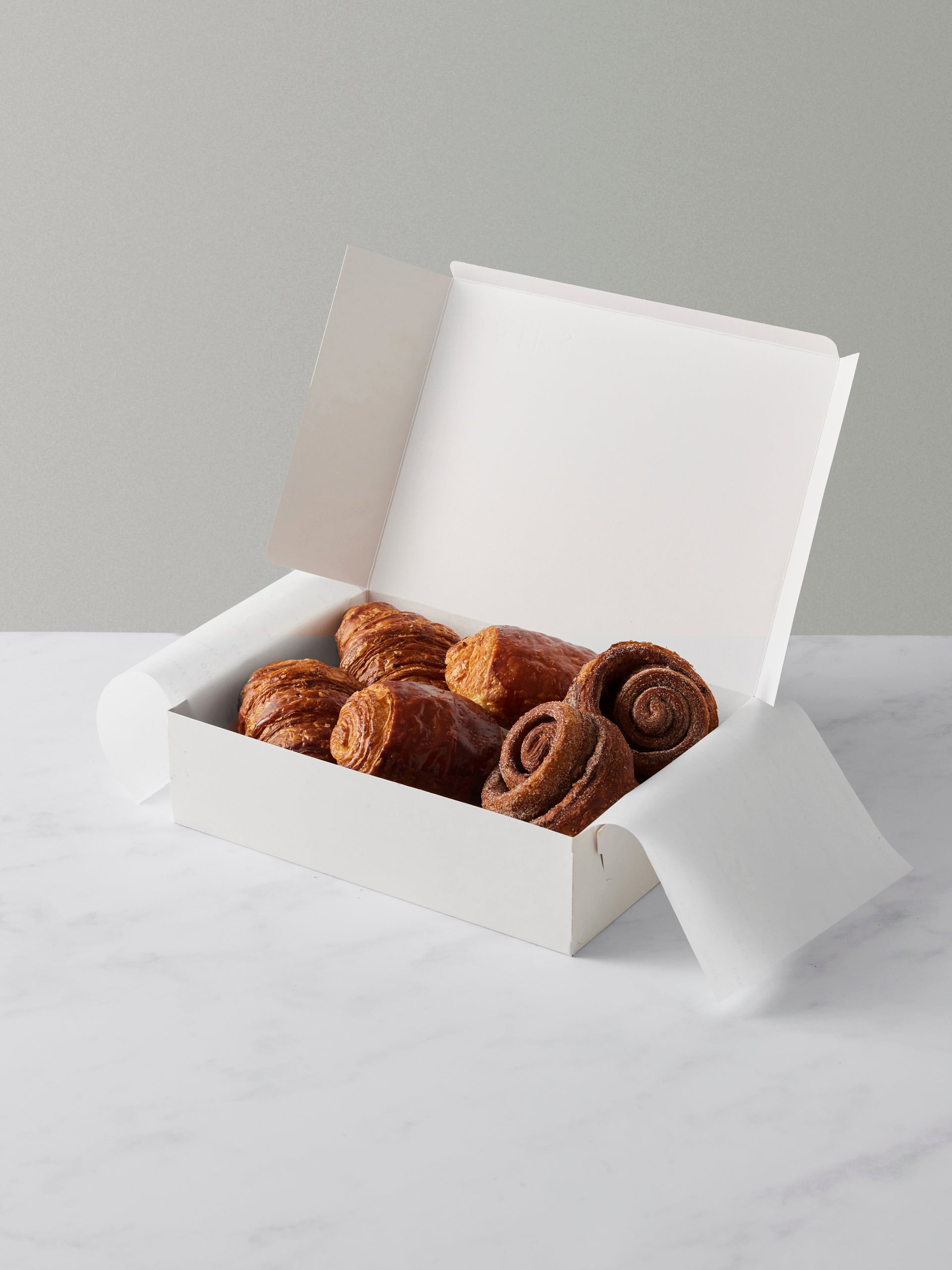 Assorted Cake Box | Perfect For Sharing | GAIL's Bakery